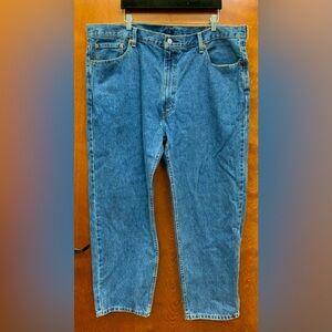 Levi’s 550 men’s loose fit jeans medium wash size 44x30
